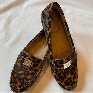 Giani Bernini Memory Foam Animal Print Flat Size 6